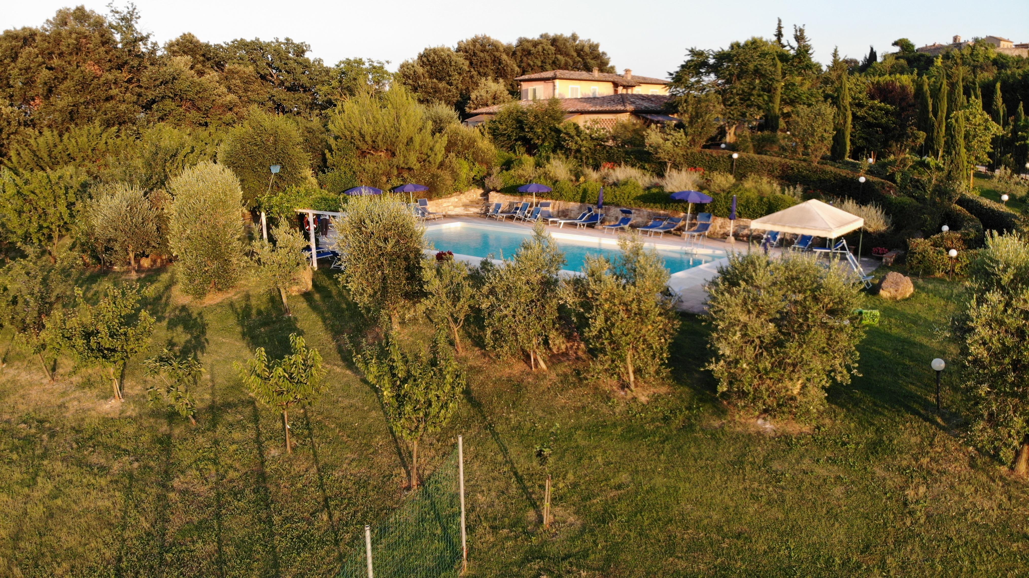 Antico Borgo Il Cardino Bed & Breakfast ซานจีมิญญาโน ภายนอก รูปภาพ